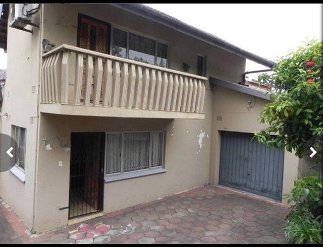 5 BEDROOM HOUSE FOR SALE IN LOTUSVILLE